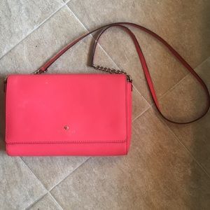 Kate spade cedar street Cali. Fun pop of color!